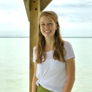 Meet your Posher, Caroline